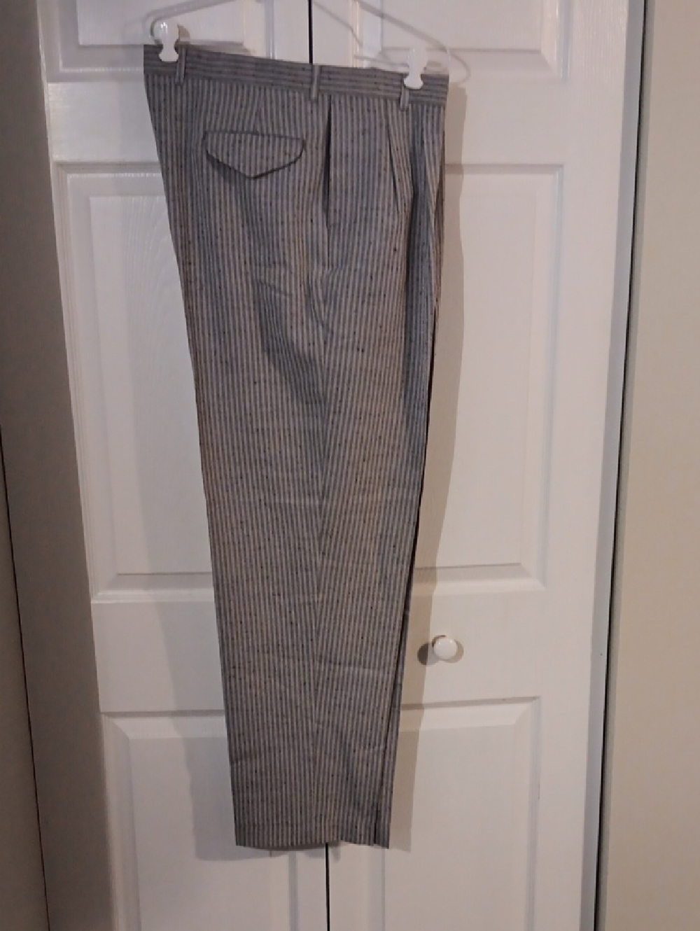 Men's Light Gray Pinstripe Dress Trousers - Classic Professional Style